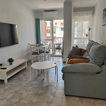 Entero, Enormes Piscinas, Terraza Y Playa Apartament Benalmádena