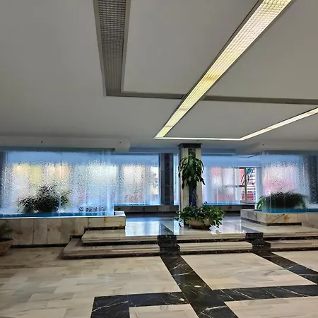 Apartament Entero, Enormes Piscinas, Terraza Y Playa Benalmádena