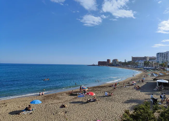 Entero, Enormes Piscinas, Terraza Y Playa * Benalmadena